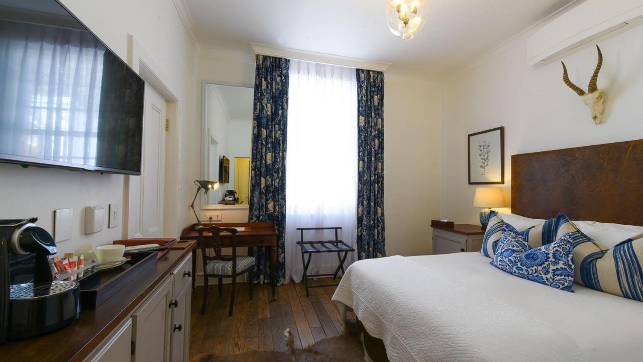 Drostdy Hotel by NEWMARK Graaff-Reinet Exteriér fotografie A room at the hotel