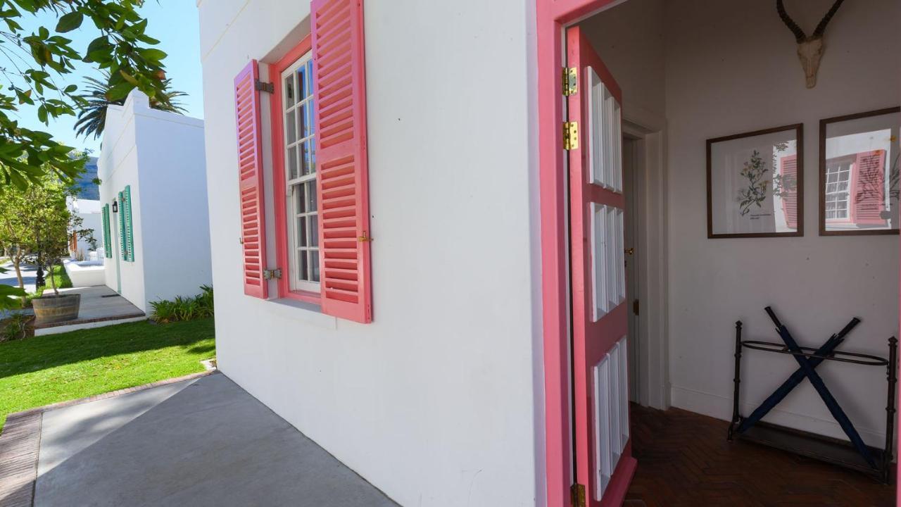 Drostdy Hotel by NEWMARK Graaff-Reinet Exteriér fotografie The Pink House