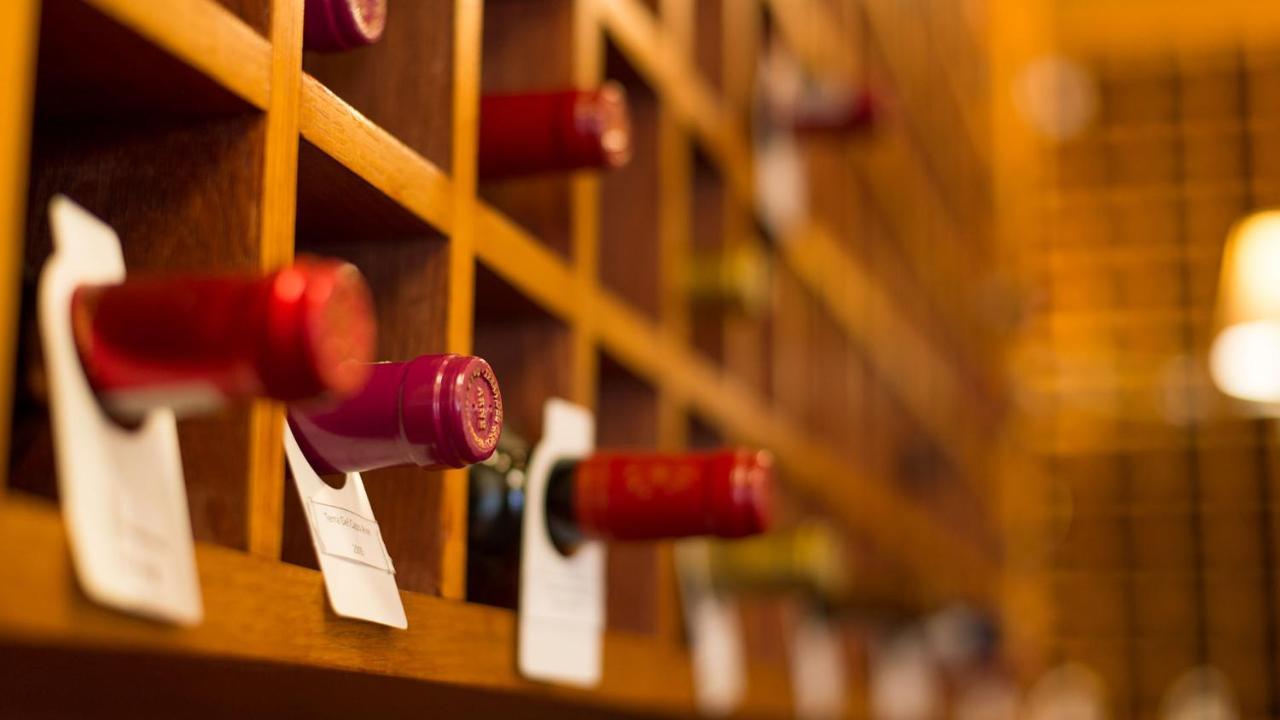 Drostdy Hotel by NEWMARK Graaff-Reinet Exteriér fotografie Wine bottles in a wine rack