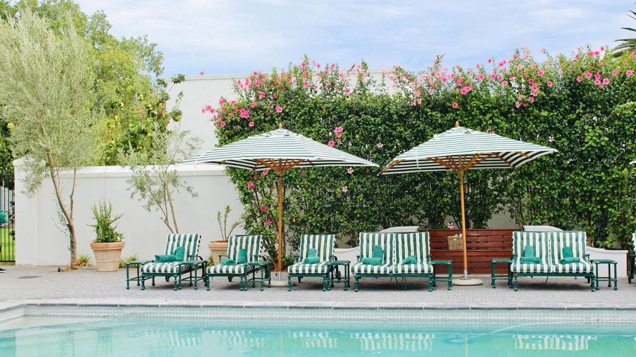 Drostdy Hotel by NEWMARK Graaff-Reinet Exteriér fotografie The pool at the Hotel Bel-Air