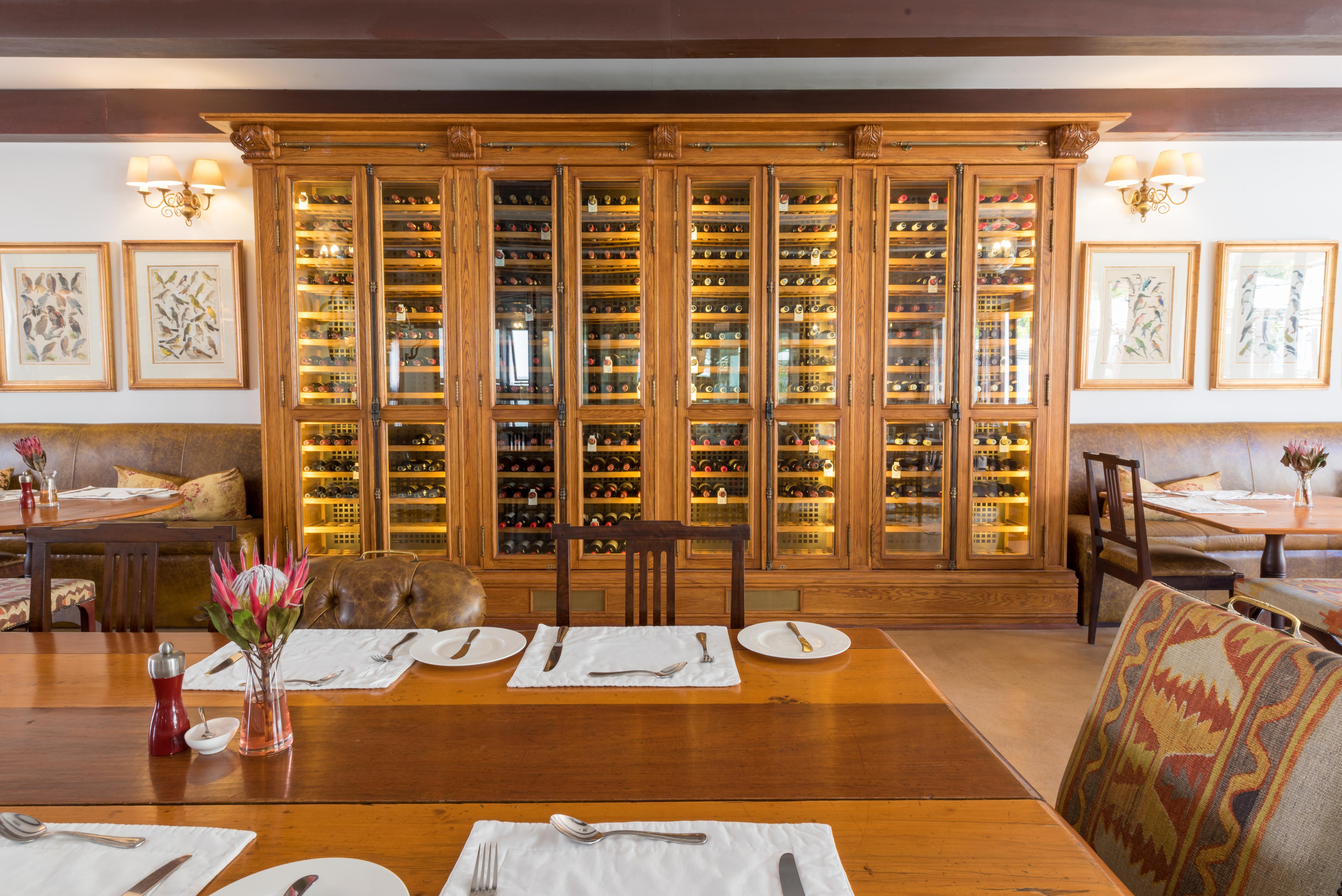 Drostdy Hotel by NEWMARK Graaff-Reinet Exteriér fotografie Wine rack at the restaurant