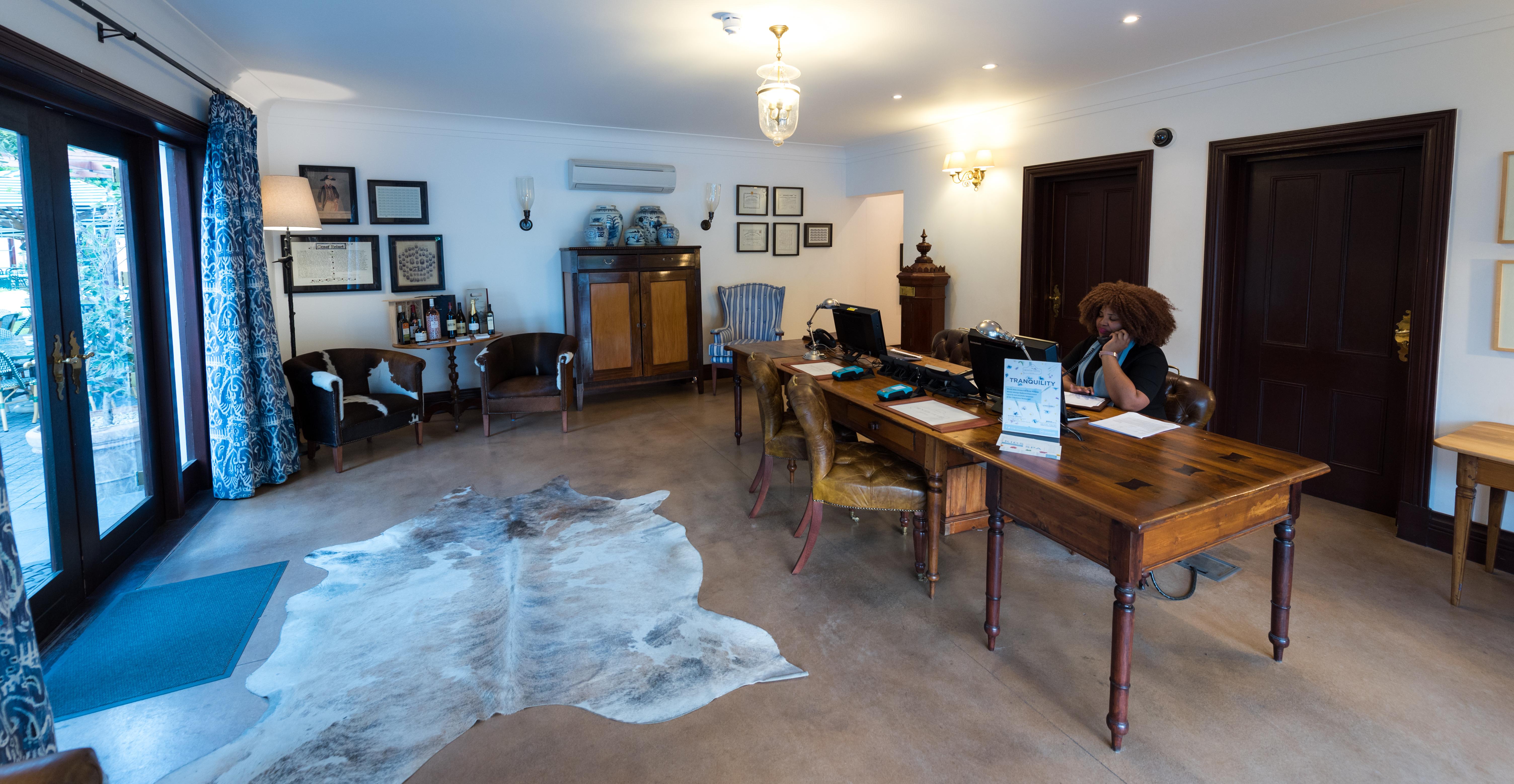 Drostdy Hotel by NEWMARK Graaff-Reinet Exteriér fotografie Reception at the residence of the Ambassador of the Republic of South Africa